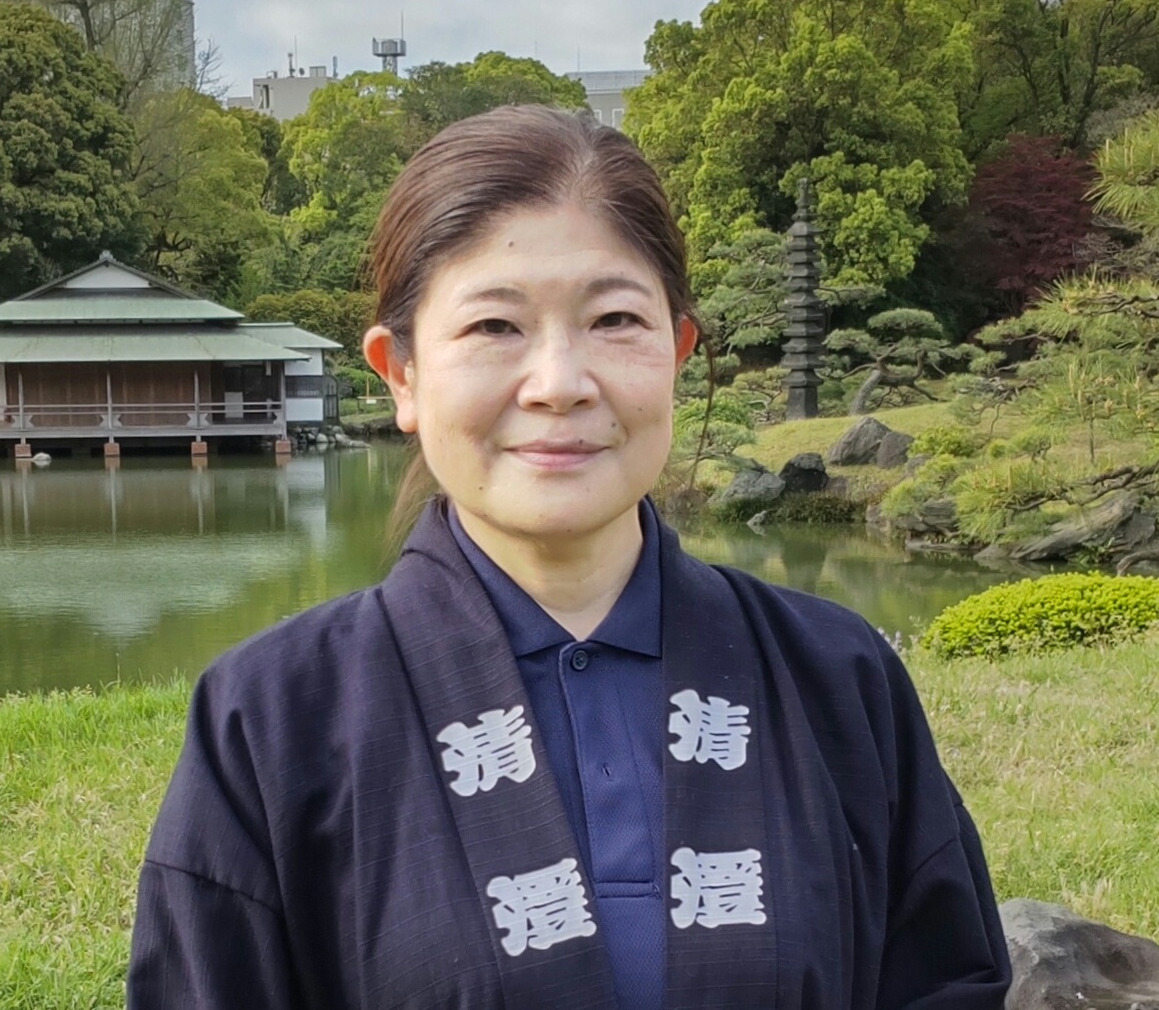 aménagement-jardin-spirale-aromatique-carton-metre